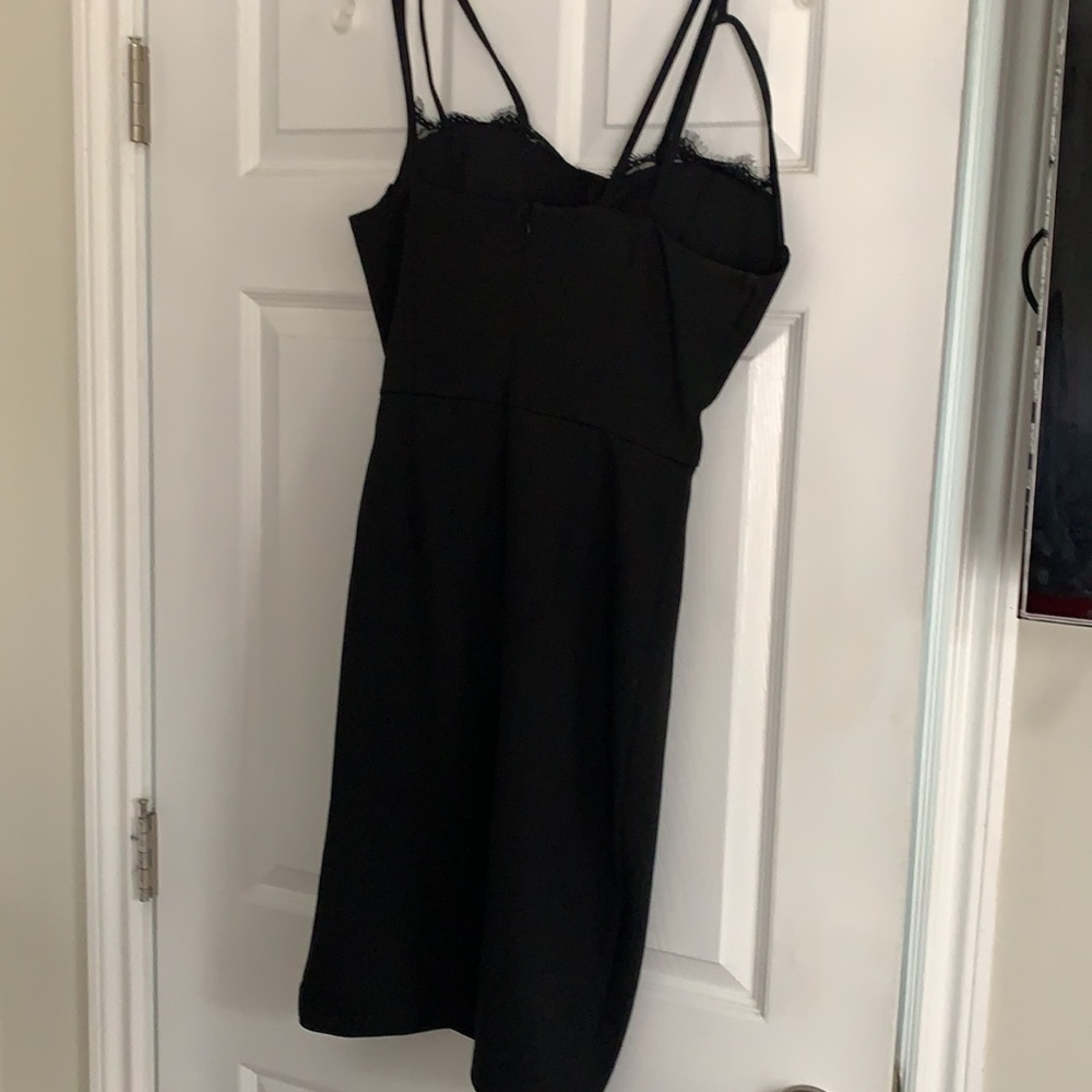 Dress - Picture 4 of 6